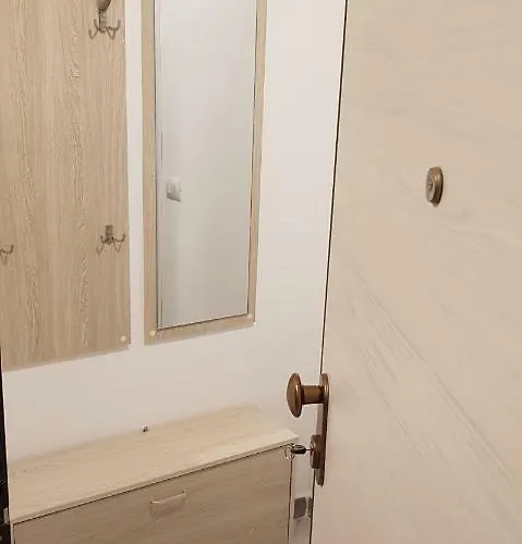 House 149 Daire Ferrara