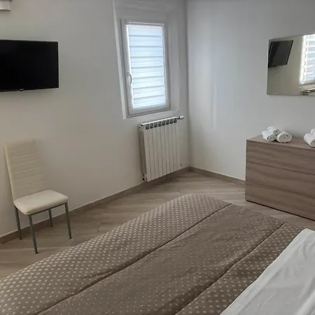 Apartament House 149 *